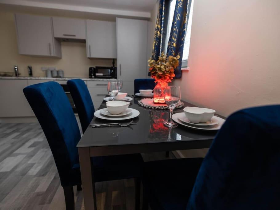 1 Bedroom-Sofabed-Worktable-4-Wifi-Parking London Exterior photo
